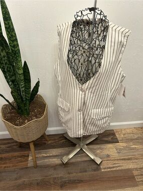 DIP Cream Tan Striped Linen Blend Button Front Vest Sleeveless Large NWT